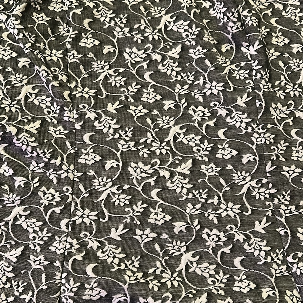 Floral Print Women's Tank Top - Picture 2 of 6